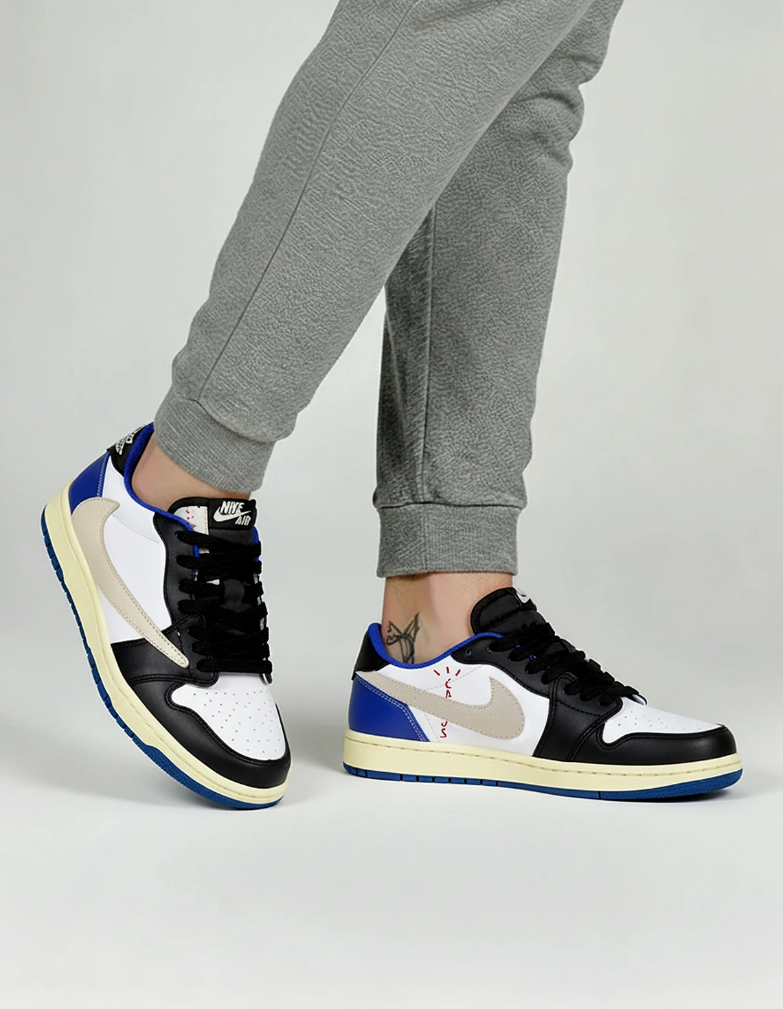 کفش روزانه مردانه نایک Nike Jordan 1 Low Travis Scott M