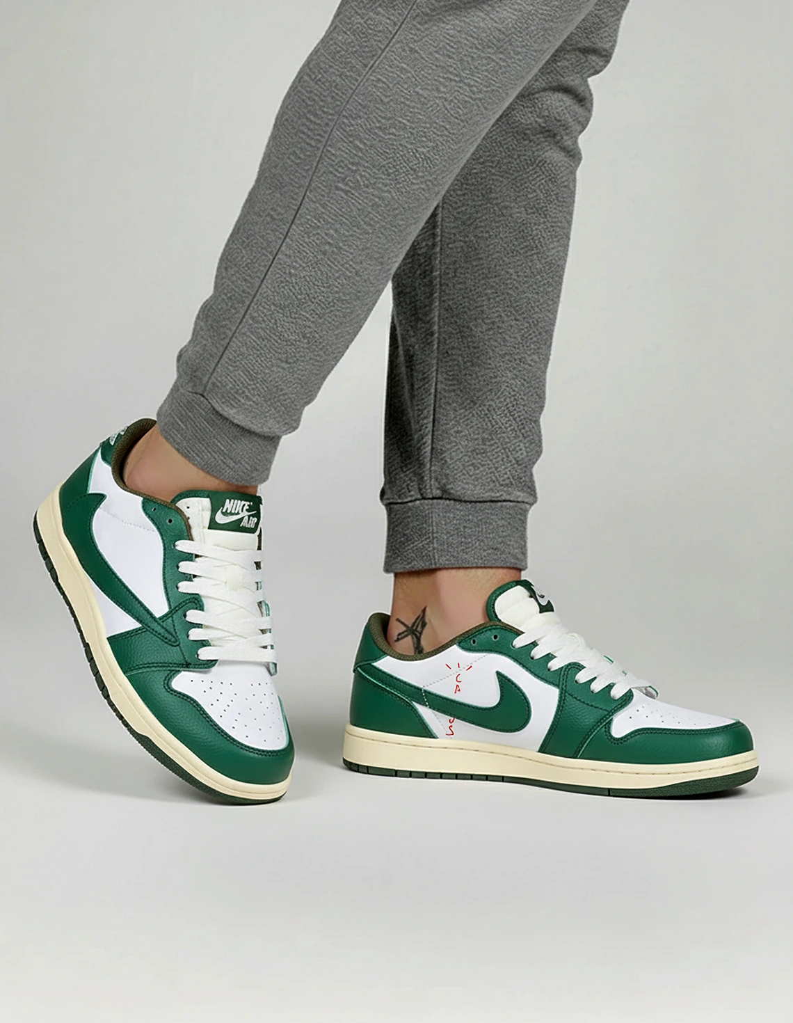کفش روزانه مردانه نایک Nike Jordan 1 Low Travis Scott M