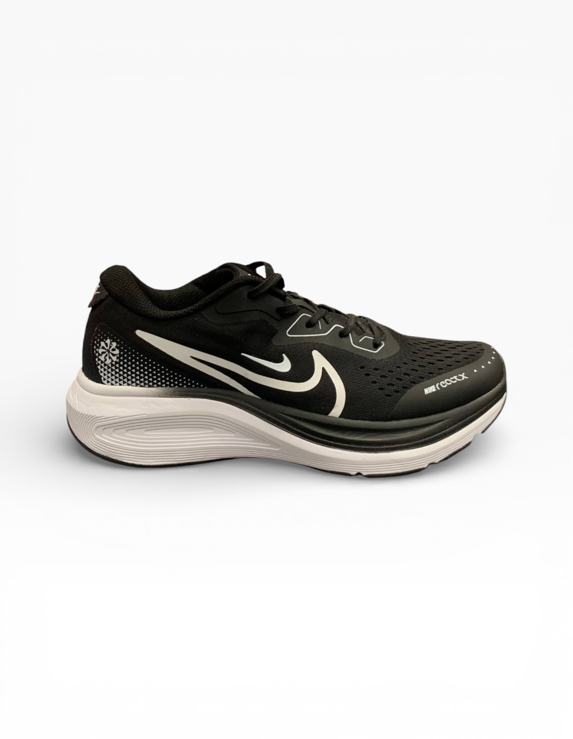 کفش دویدن مردانه نایکی React X M