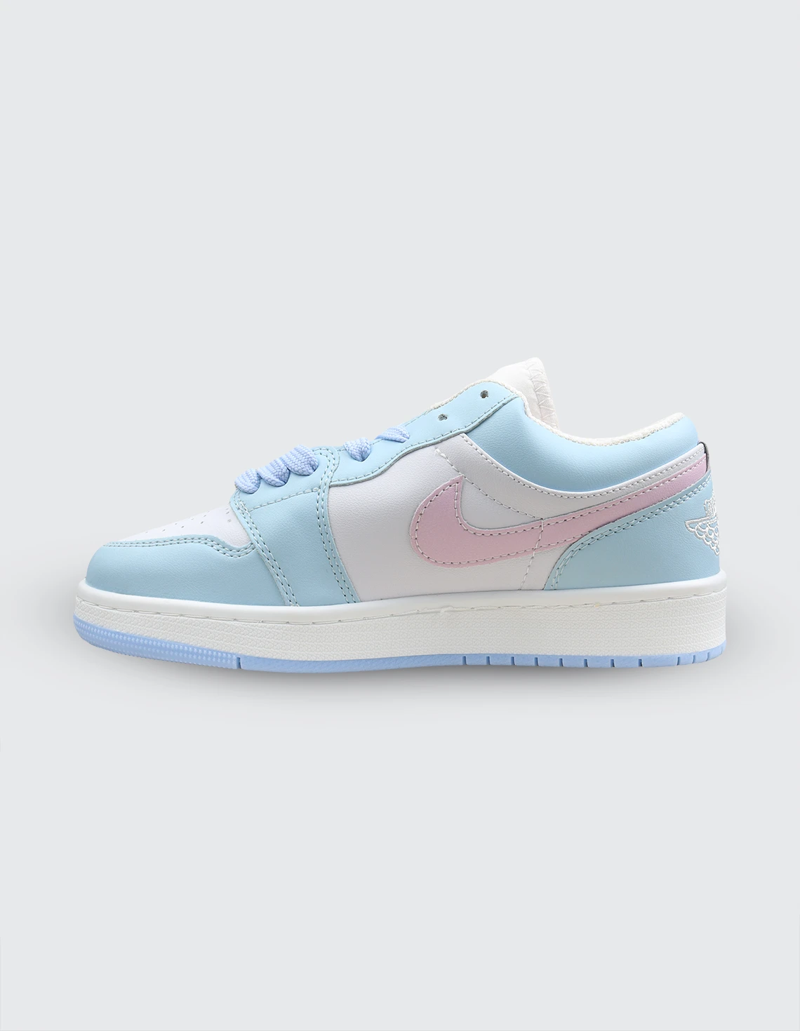کفش روزانه زنانه نایک Nike Air Jordan 1 Low LX W