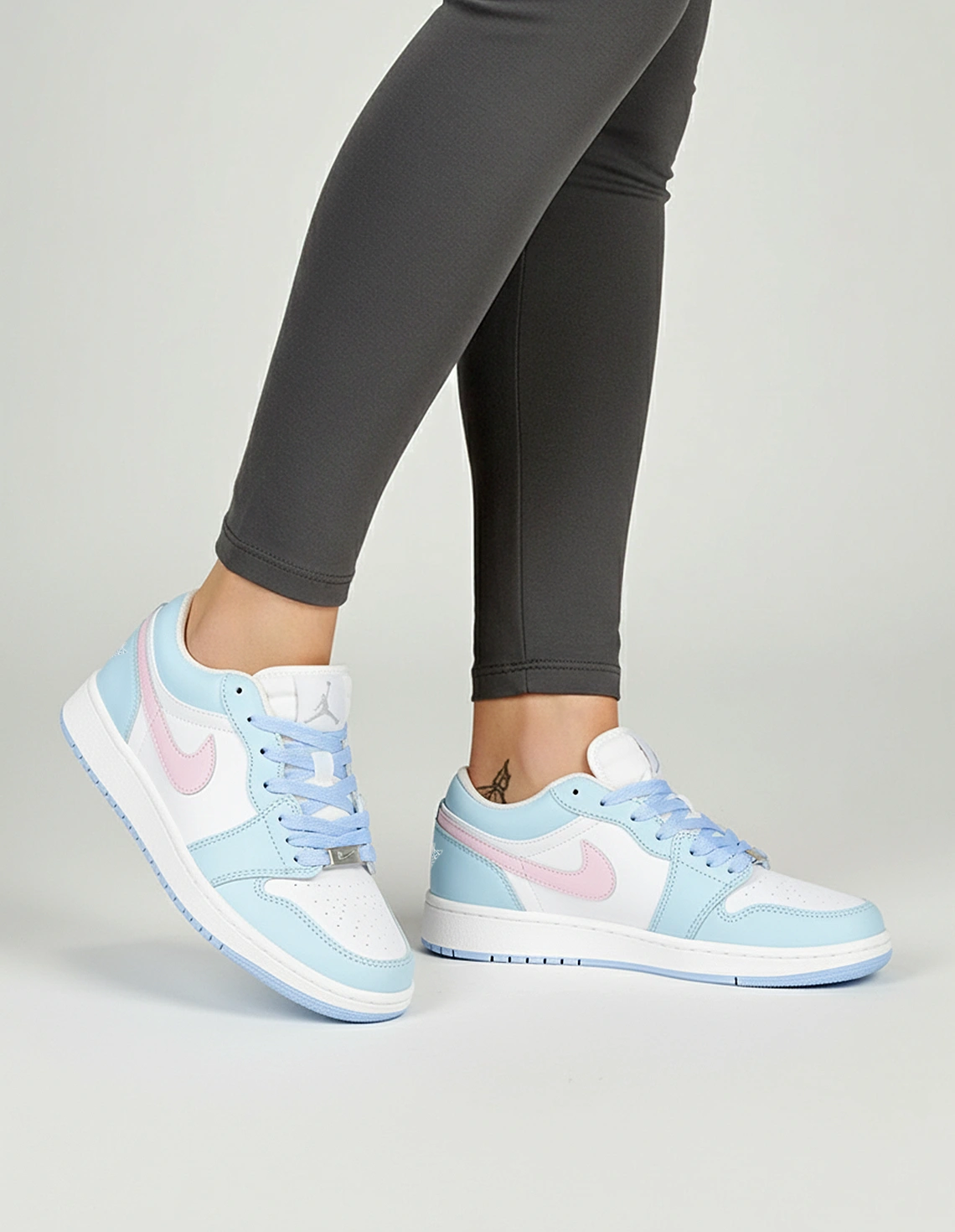 کفش روزانه زنانه نایکی Air Jordan 1 Low LX W