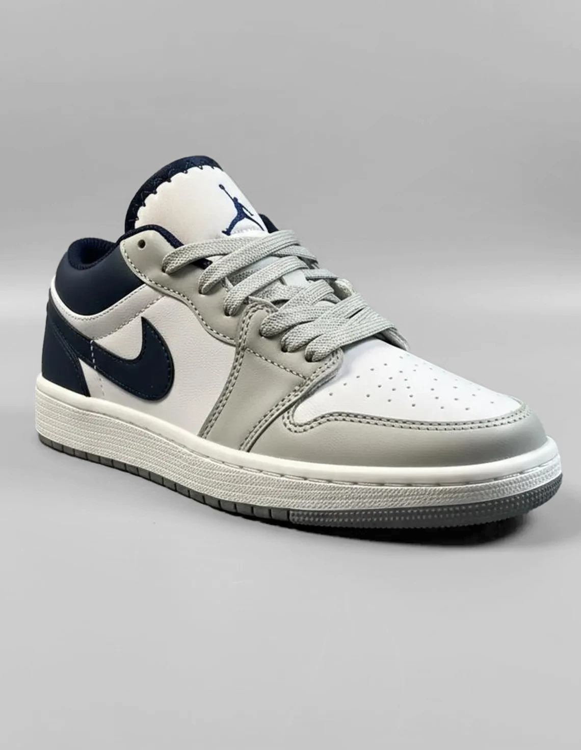 کفش روزانه زنانه نایک Nike Air Jordan 1 Low LX W