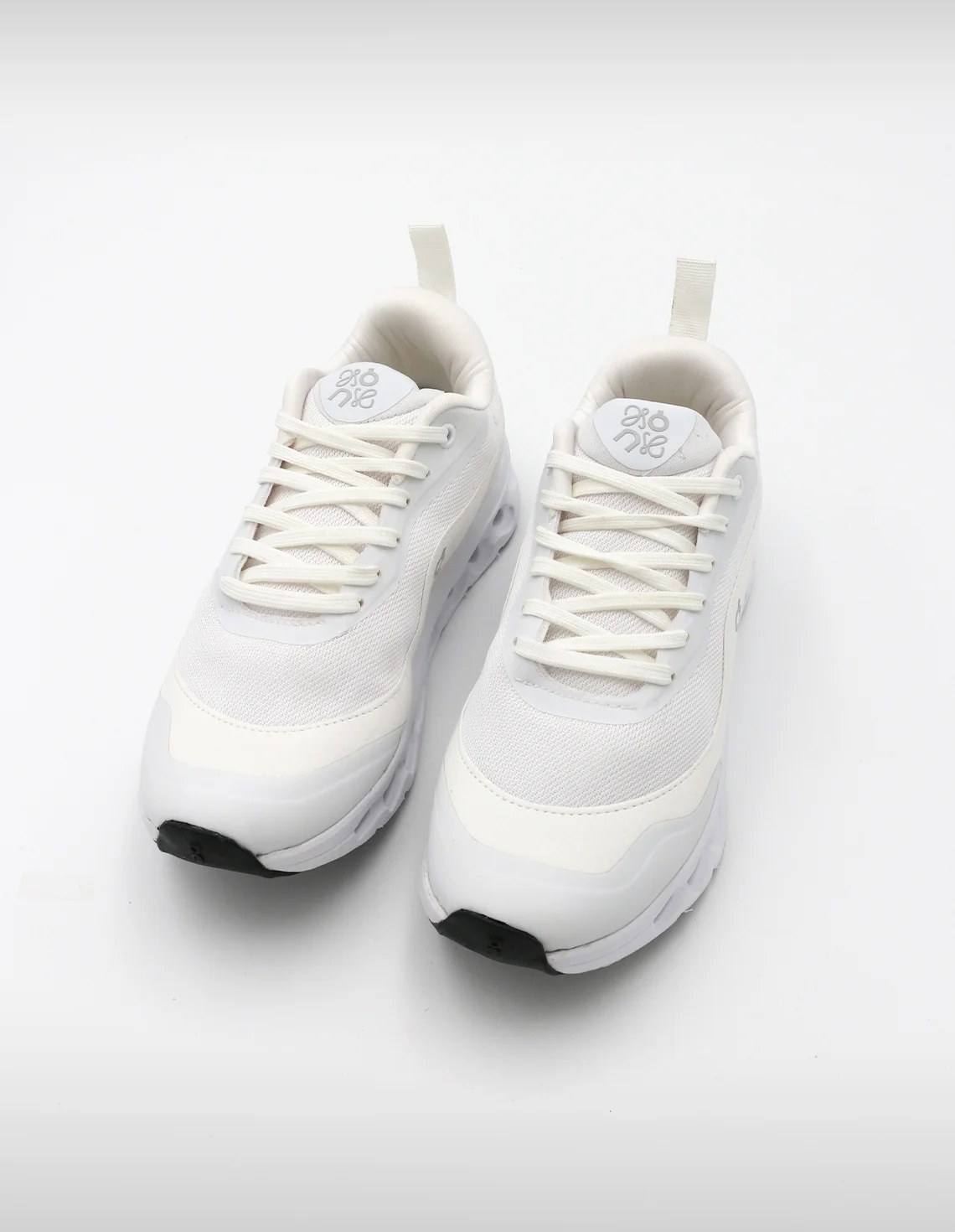 کتونی دویدن Unisex آن رانینگ Cloud Nova Summit U